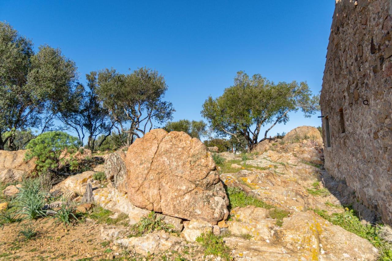 Le Case Di Mara - Appartamenti Tipici "Stazzo Giovannareddu" Porto San Paolo  Exteriör bild
